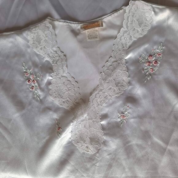 Barbizon White & Pink Florals Lace Trim Sweatheart Neckline Night Gown - Size M - Picture 3 of 7